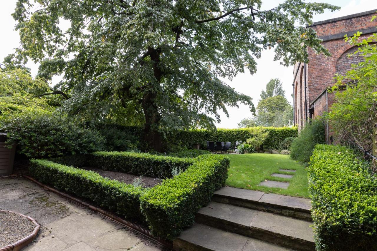 Villa Lendal Tower à York Extérieur photo